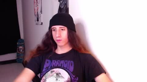 Snapshot of edward_chann chatting on February 12, 2:03 am edward_chann online show from February 12, 2:03 am