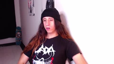 Snapshot of edward_chann chatting on February 14, 7:28 am edward_chann online show from February 14, 7:28 am