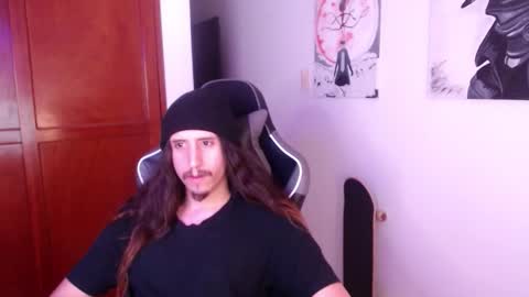 Snapshot of edward_chann chatting on September 27, 3:55 am edward_chann online show from September 27, 3:55 am