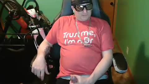 edwardaims_2please online show from April 24, 2:36 am