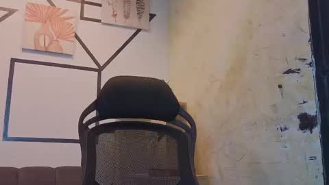 Snapshot of edwardross_ chatting on September 10, 6:52 pm Edward Ross online show from September 10, 6:52 pm