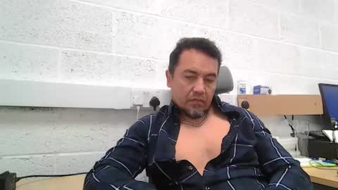 EdM online show from April 21, 8:20 am