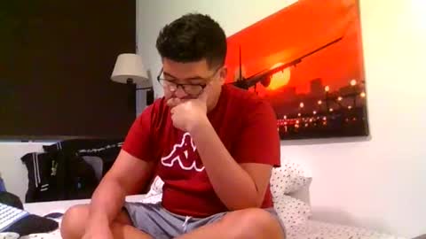 Snapshot of edwins777 chatting on December 4, 12:25 pm Nicky789 online show from December 4, 12:25 pm