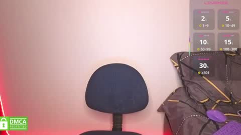 eemiiert_ online show from June 14, 7:27 pm