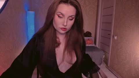 eesmaaarr online show from November 6, 10:54 pm