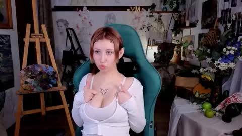 effiemeowley online show from March 16, 5:44 am