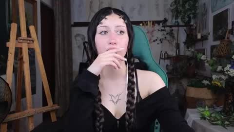 Snapshot of effiemeowley chatting on May 1, 11:59 am effiemeowley online show from May 1, 11:59 am