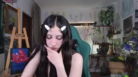 Snapshot of effiemeowley chatting on May 29, 11:41 am effiemeowley online show from May 29, 11:41 am