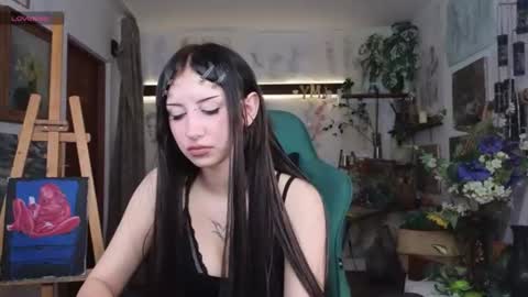 Snapshot of effiemeowley chatting on July 1, 11:23 am effiemeowley online show from July 1, 11:23 am