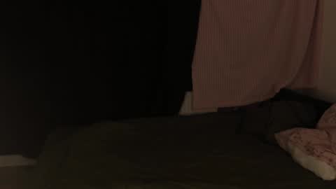 Effie Mur online show from December 29, 6:05 pm