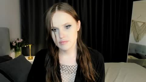 Effie Mur online show from April 15, 8:53 pm