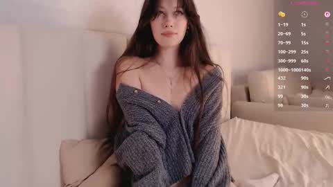 Snapshot of effsweet chatting on November 16, 6:46 pm Eff online show from November 16, 6:46 pm