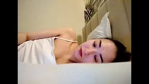 Effy online show from February 5, 6:45 pm