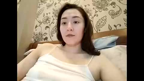 Effy online show from April 22, 5:03 pm