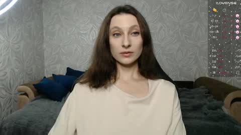 Snapshot of effy_gray chatting on April 25, 12:02 am Anna online show from April 25, 12:02 am