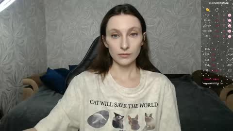 Snapshot of effy_gray chatting on April 26, 9:23 pm Anna online show from April 26, 9:23 pm