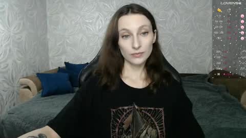 Snapshot of effy_gray chatting on April 28, 7:52 pm Anna online show from April 28, 7:52 pm