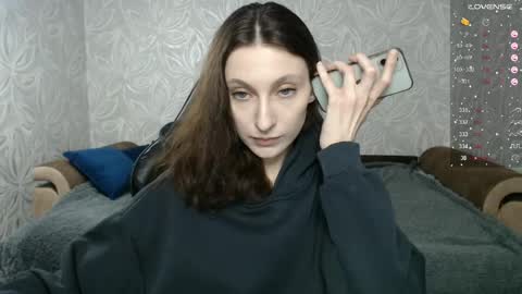 Snapshot of effy_gray chatting on May 15, 8:27 pm Anna online show from May 15, 8:27 pm