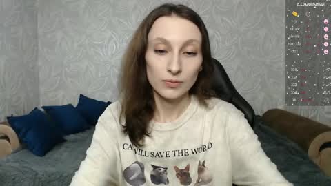 Snapshot of effy_gray chatting on June 3, 8:03 pm Anna online show from June 3, 8:03 pm