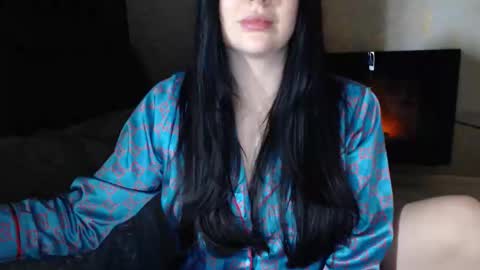 Snapshot of effy_m chatting on March 23, 8:02 pm Effy online show from March 23, 8:02 pm