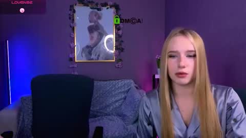 effysosweet online show from January 16, 8:24 pm