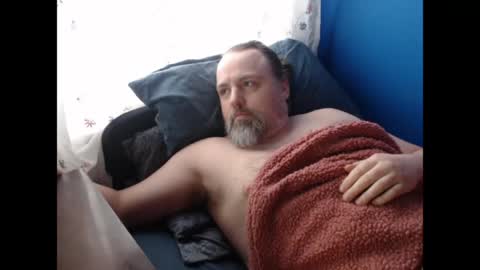 Snapshot of ehmac84 chatting on May 3, 4:02 pm Eh Mac online show from May 3, 4:02 pm