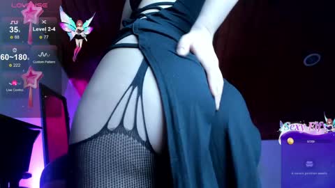 eileen_pinkman online show from April 23, 5:41 am