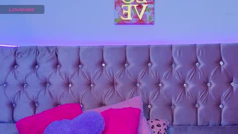 eimy__cute online show from February 3, 7:19 pm