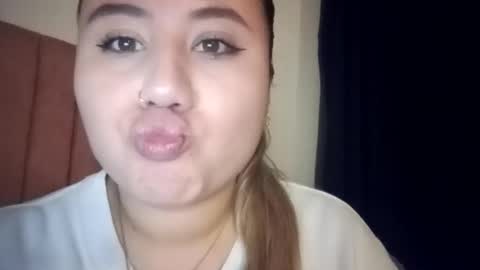 EIMY   MODEL INDEPENDENT online show from February 16, 2:29 am