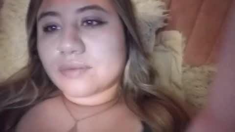 EIMY   MODEL INDEPENDENT online show from February 23, 10:45 am