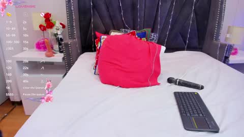 Eymmy online show from January 5, 7:49 am