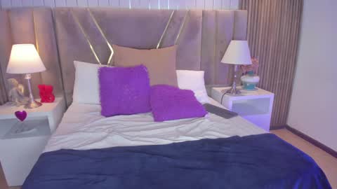 Eymmy online show from February 27, 7:23 am