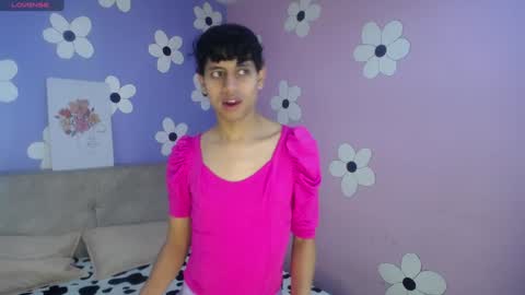 Snapshot of eimyflorian chatting on February 4, 11:16 am Eimyflorian online show from February 4, 11:16 am