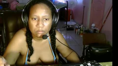 Eirondra Valeen online show from March 18, 1:09 am