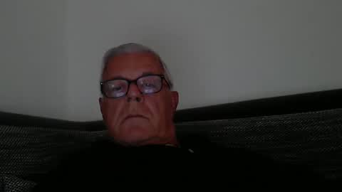 eisbaer1957 online show from October 12, 4:06 pm