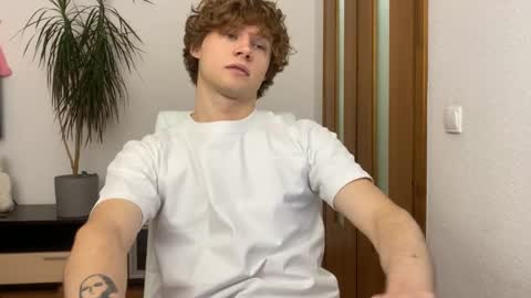 Eitan online show from December 7, 1:40 pm