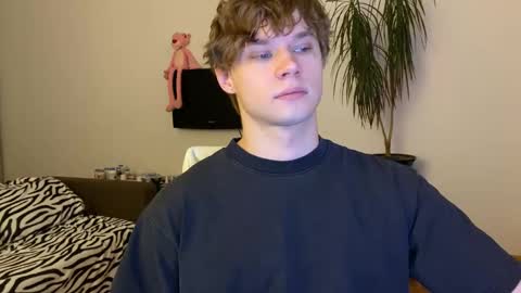 Eitan online show from February 25, 3:27 pm