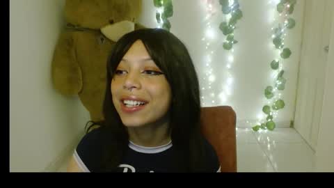Snapshot of eiviiy1609 chatting on September 27, 2:00 pm eiviiy1609 online show from September 27, 2:00 pm