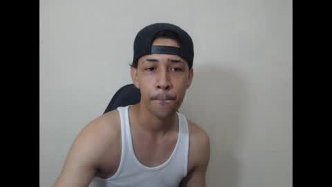 Snapshot of el_menor chatting on May 21, 3:02 am Instagram BelowAbajo online show from May 21, 3:02 am