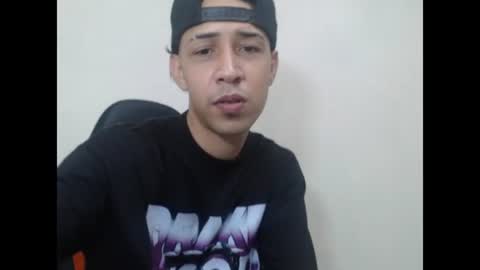 Snapshot of el_menor chatting on June 18, 3:51 am Instagram BelowAbajo online show from June 18, 3:51 am