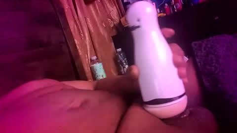 Snapshot of el_santo18 chatting on February 24, 8:38 am Santos online show from February 24, 8:38 am