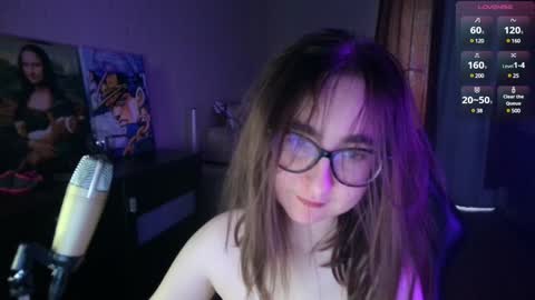 Snapshot of el_sweety chatting on January 6, 12:57 pm If you like it when I meow give me a thumbs up online show from January 6, 12:57 pm