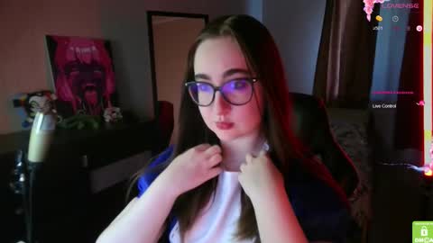 Snapshot of el_sweety chatting on October 20, 10:05 am If you like it when I meow give me a thumbs up online show from October 20, 10:05 am