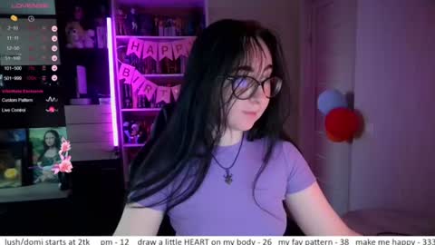 Snapshot of el_sweety chatting on July 14, 10:21 am If you like it when I meow give me a thumbs up online show from July 14, 10:21 am