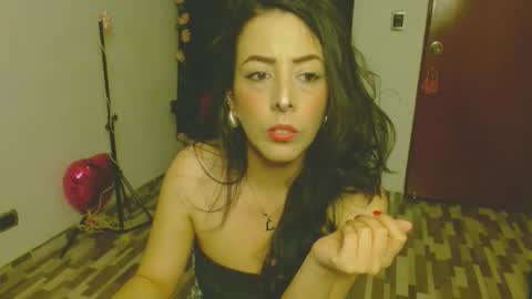 ela_3611 online show from December 17, 5:24 am