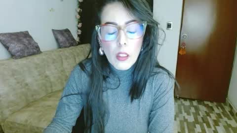 ela_3611 online show from March 25, 3:45 am