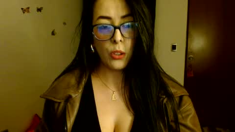 ela_3611 online show from July 24, 3:37 am
