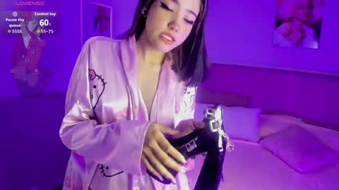 Ela online show from April 15, 7:43 pm