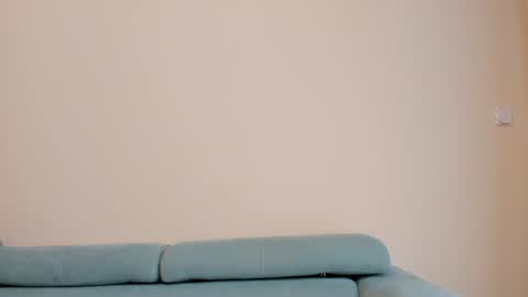 Snapshot of elaanna chatting on January 19, 10:39 am Ela online show from January 19, 10:39 am