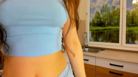 Ela online show from November 2, 7:55 am